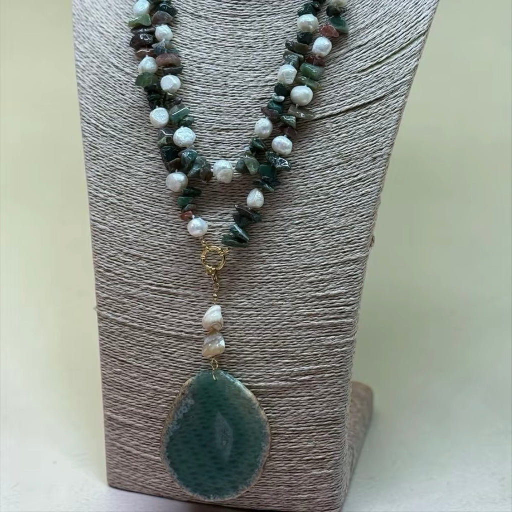 Collar Carmen de piedra natural