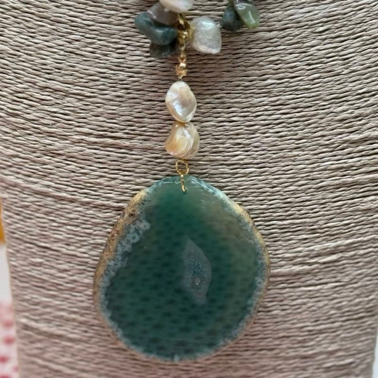 Collar Carmen de piedra natural