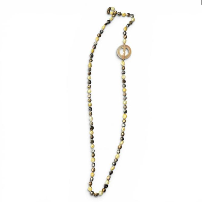Collar con aro de piedra