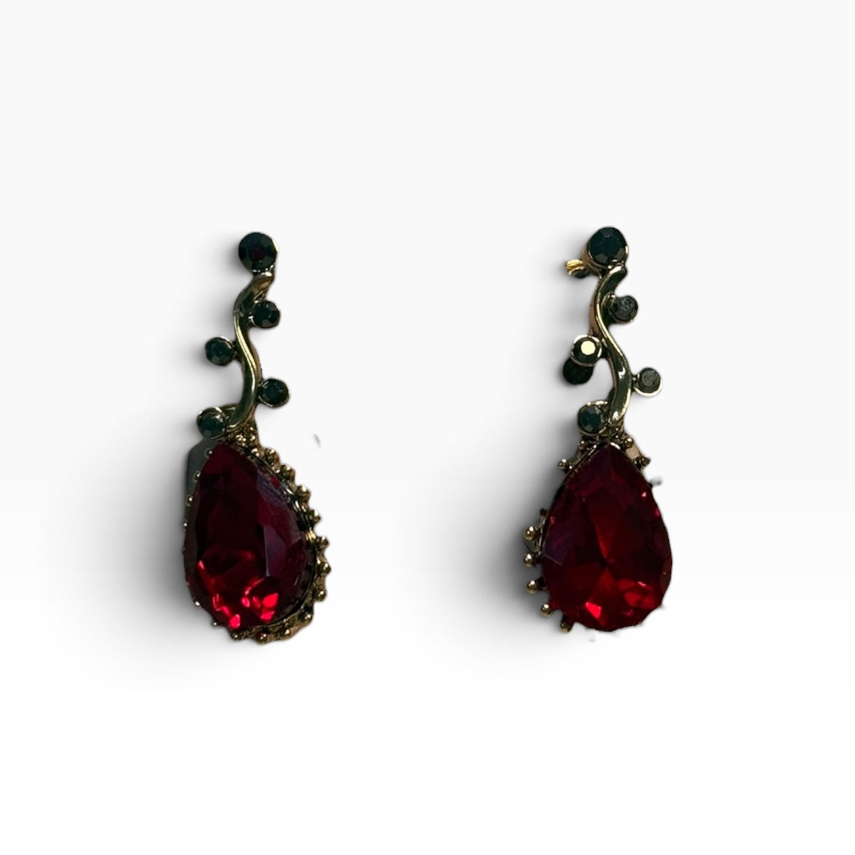 Pendientes Moyo