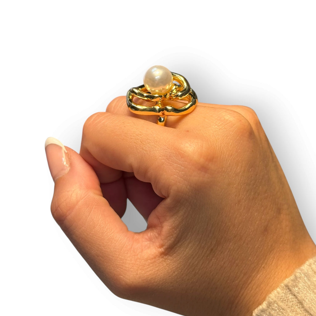 Anillo flor y perla