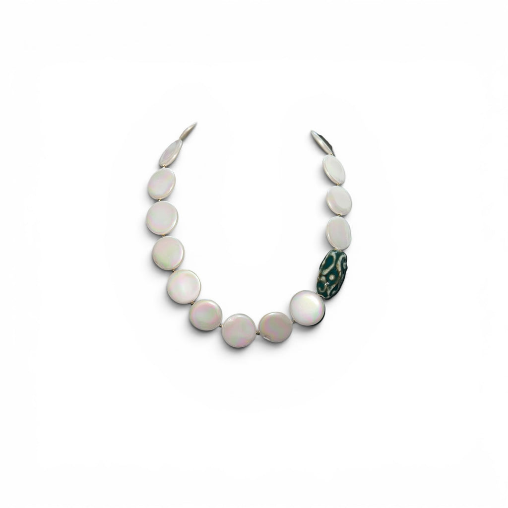 Collar piedras planas