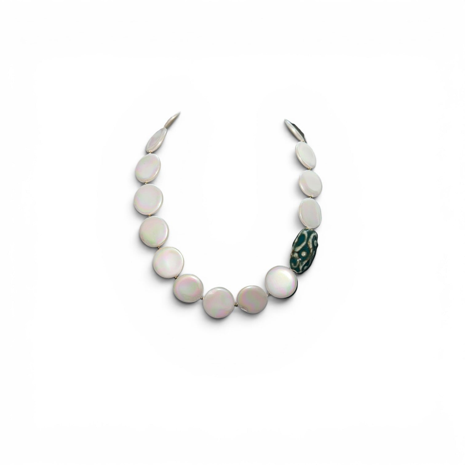 Collar piedras planas