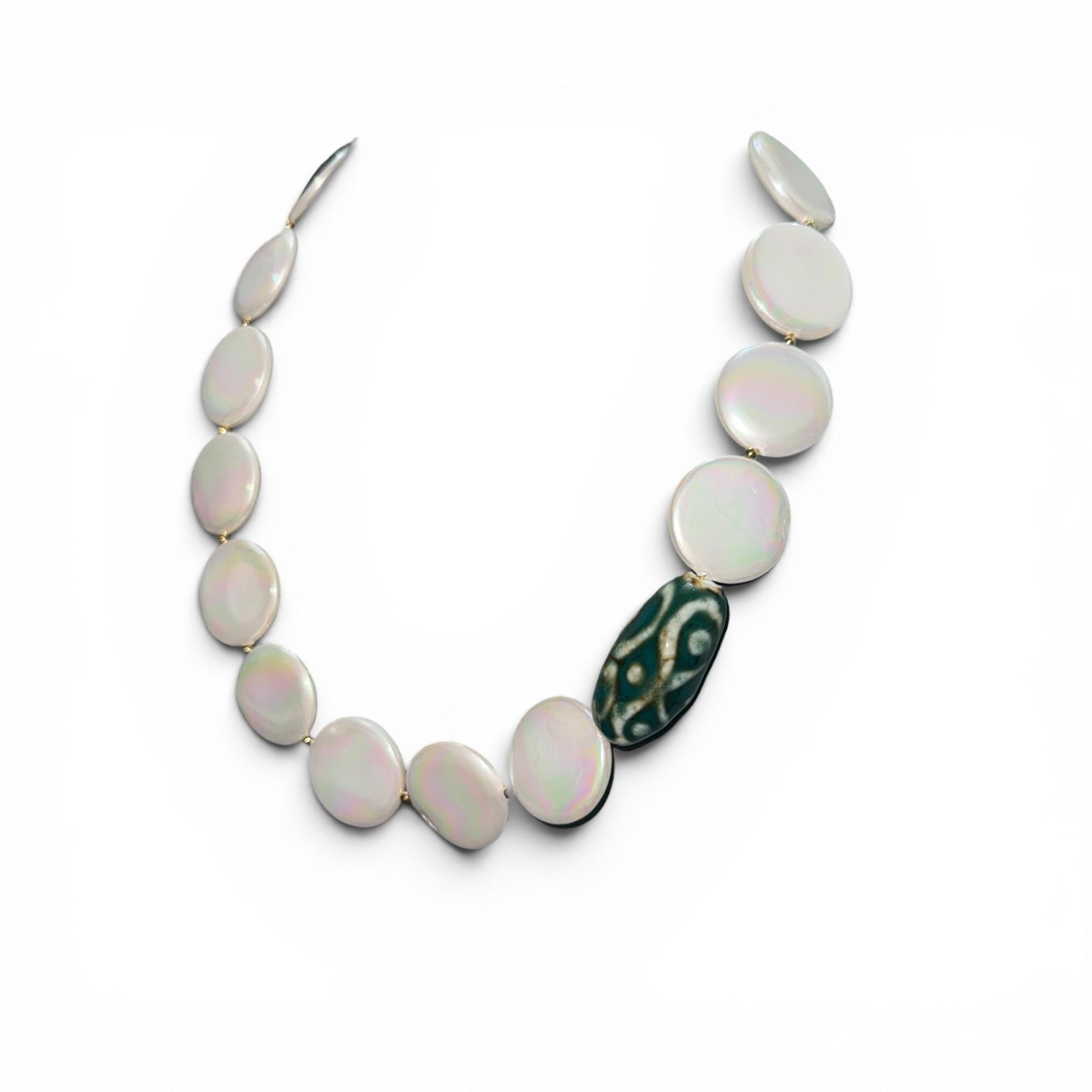 Collar piedras planas