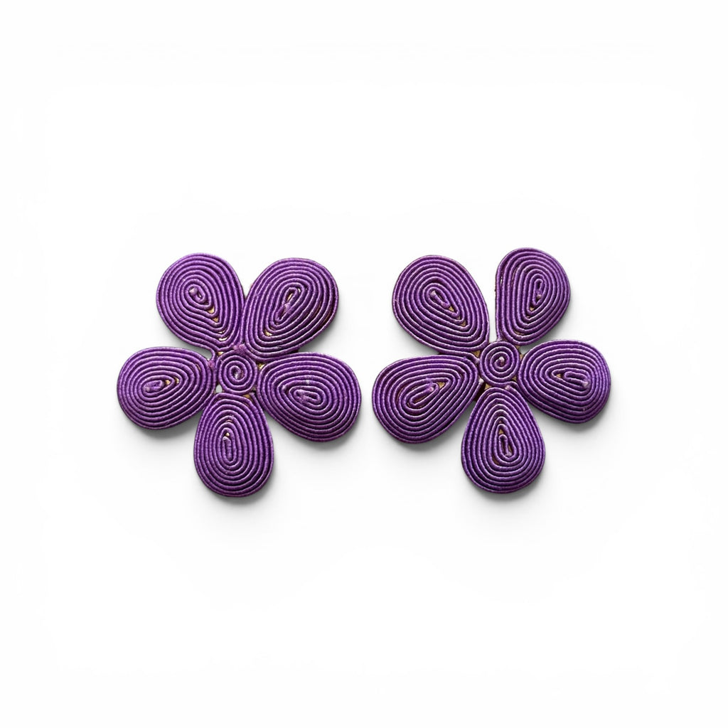 Pendientes de flor cordón