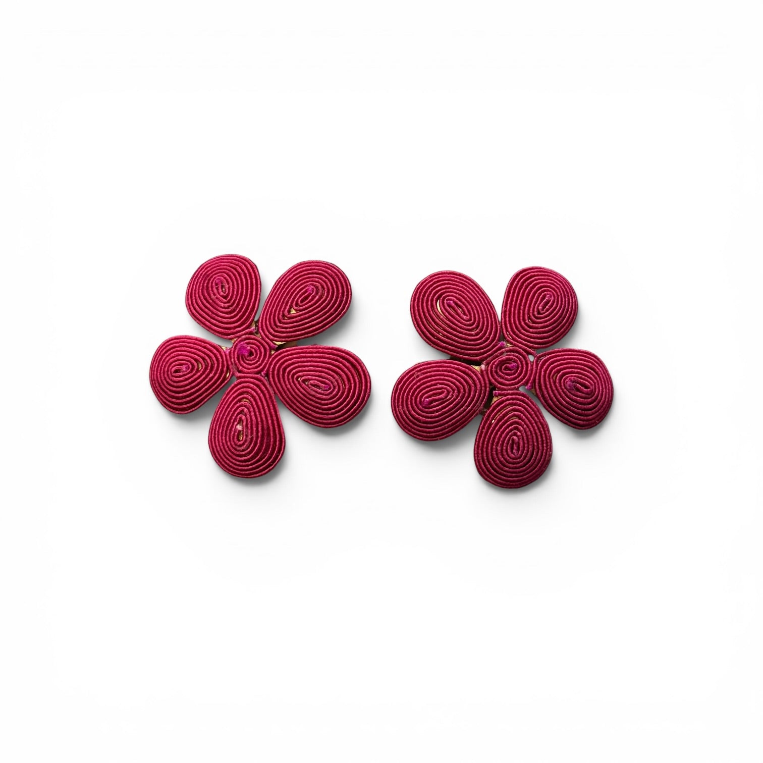 Pendientes de flor cordón
