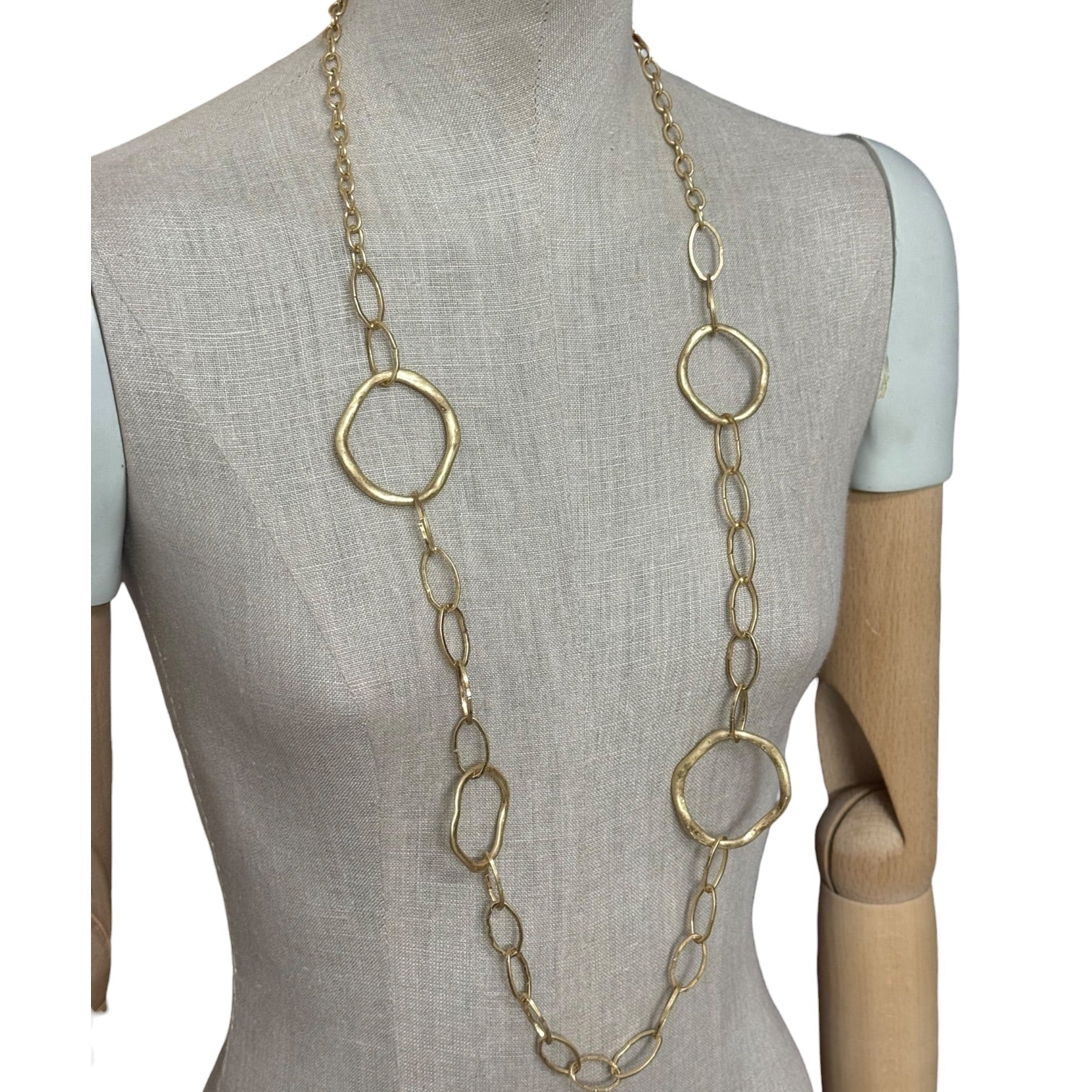 Collar cadena dorada