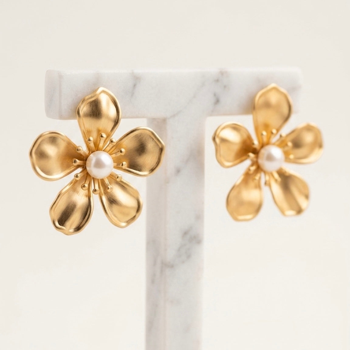 Pendientes de flor Tantrend