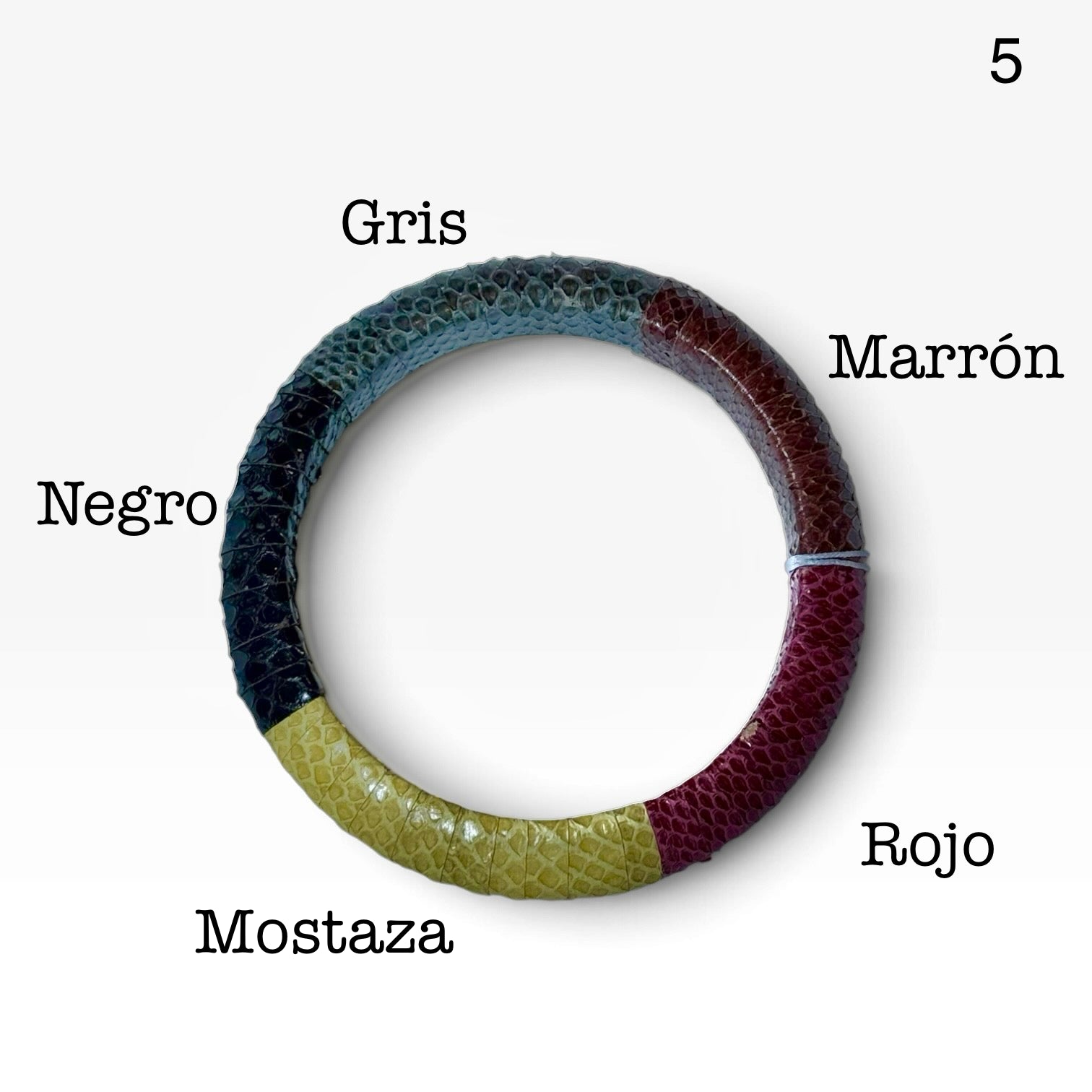 Brazalete de serpiente